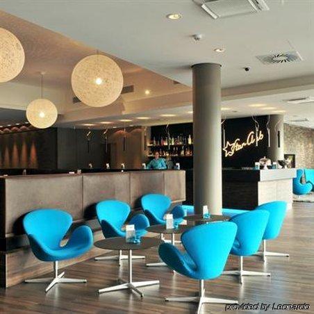 Motel One Hamburg Am Michel Ресторан фото
