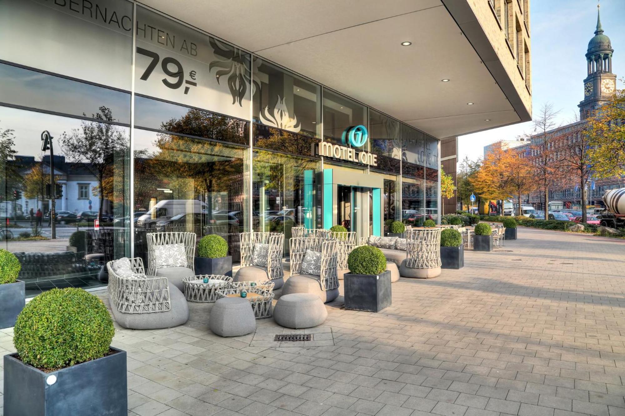 Motel One Hamburg Am Michel Екстер'єр фото